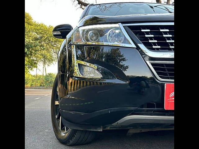 Used Mahindra XUV500 W11 AT in Noida