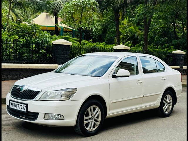 Used Skoda Laura Ambition 2.0 TDI CR AT in Mumbai