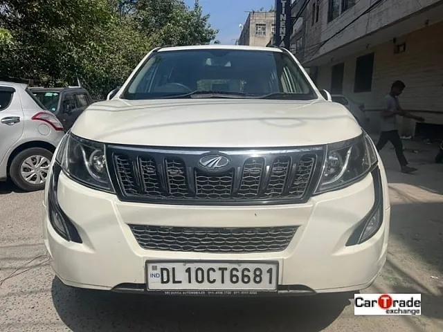 Used 2016 Mahindra XUV500 in Delhi