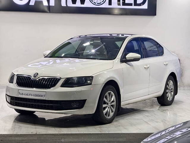 Used Skoda Octavia [2017-2021] 1.8 TSI Style Plus AT [2017] in Pune