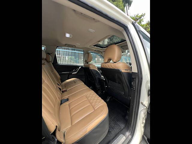 Used Mahindra XUV500 W11 in Mumbai