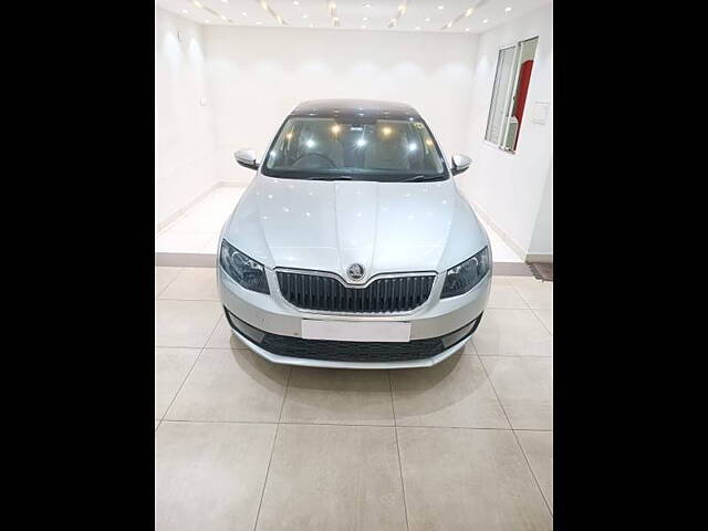 Used 2013 Skoda Octavia in Bangalore