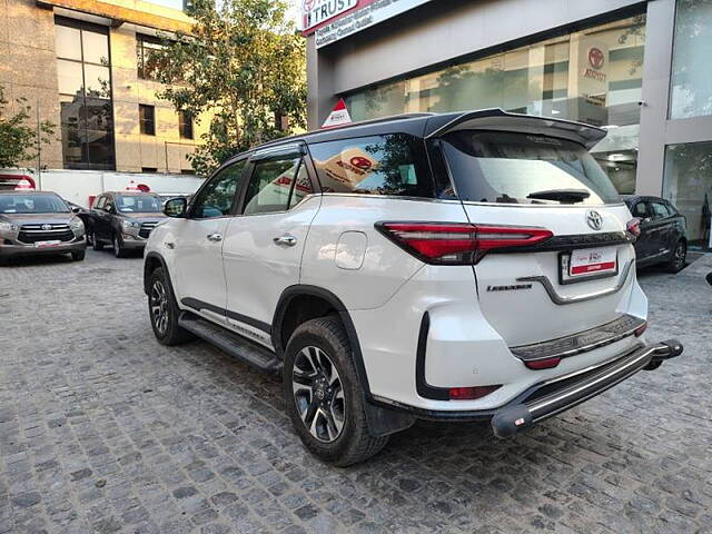 Used Toyota Fortuner Legender 2.8 4X2 AT in Delhi