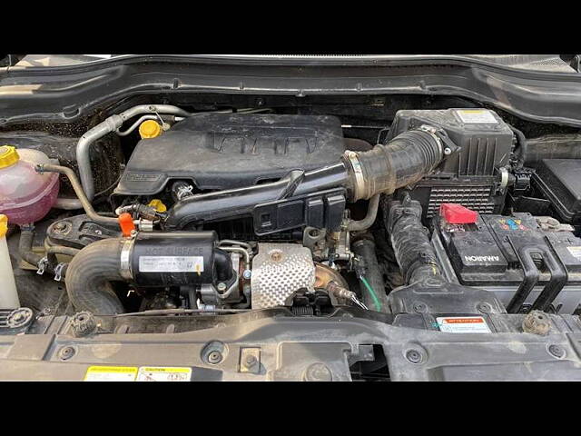 Used Mahindra XUV300 [2019-2024] W8 (O) 1.2 Petrol in Hyderabad