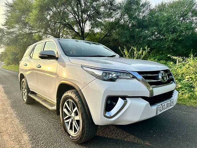 Used Toyota Fortuner [2016-2021] 2.8 4x4 AT [2016-2020] in Ahmedabad