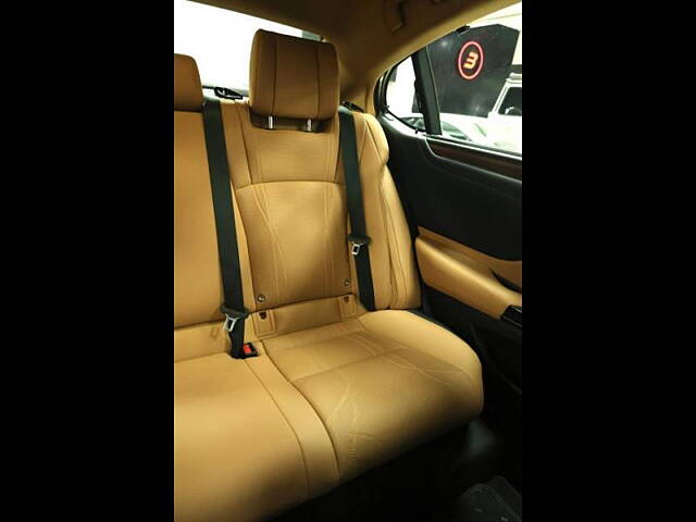 Used Lexus ES 300h Luxury in Chennai
