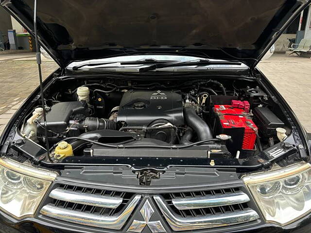 Used Mitsubishi Pajero Sport 2.5 AT in Mumbai