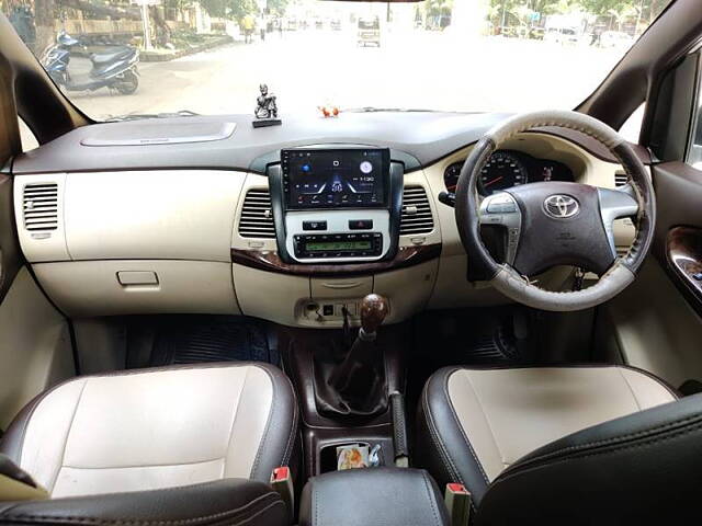 Used Toyota Innova [2013-2014] 2.5 VX 8 STR BS-III in Mumbai