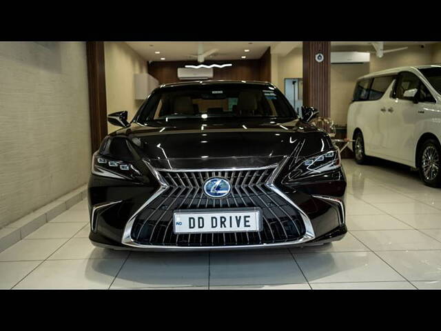 Used 2022 Lexus ES in Delhi