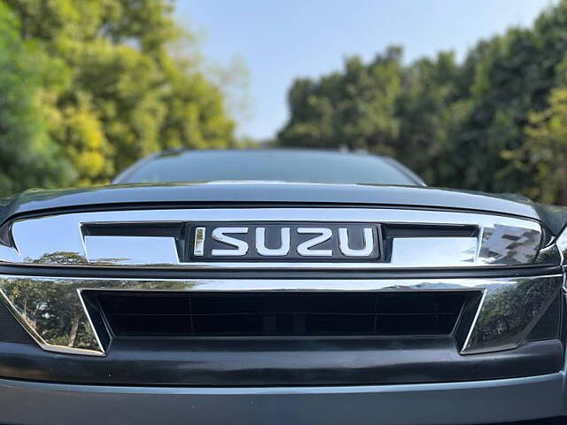 Used Isuzu D-MAX V-Cross [2019-2020] High (Z) in Delhi