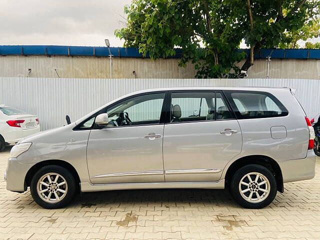 Used Toyota Innova [2015-2016] 2.5 G BS IV 8 STR in Guwahati