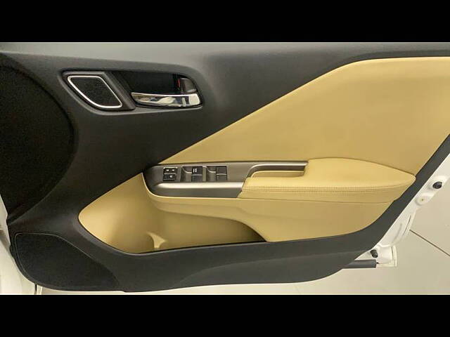 Used Honda City 4th Generation ZX Petrol [2019-2019] in Mumbai