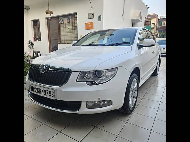 Used 2011 Skoda Superb in Gurgaon