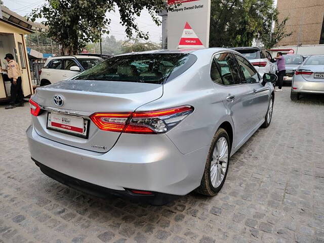 Used Toyota Camry Hybrid in Delhi