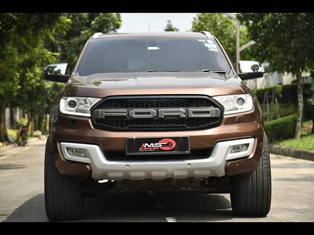 Used 2016 Ford Endeavour in Kolkata