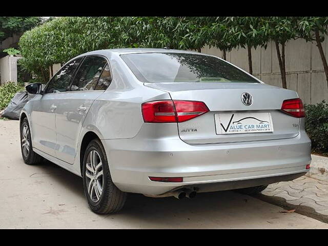 Used Volkswagen Jetta Highline TDI AT in Hyderabad