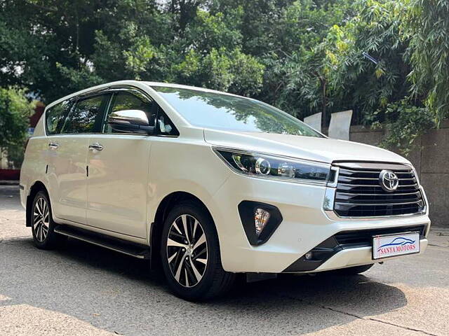 Used 2022 Toyota Innova Crysta in Delhi