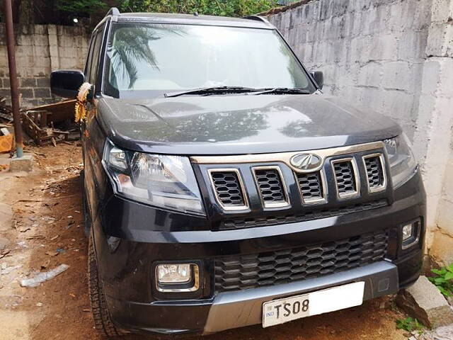 Used Mahindra TUV300 T10 in Hyderabad