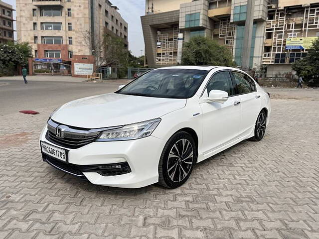 Used Honda Accord Hybrid in Delhi