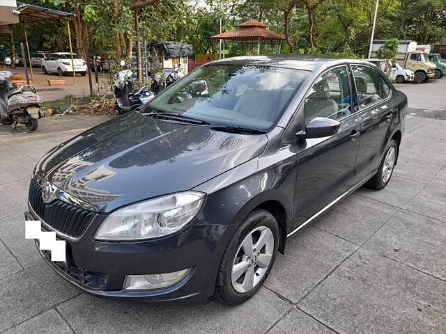 Used Skoda Rapid Style 1.6 MPI AT in Mumbai