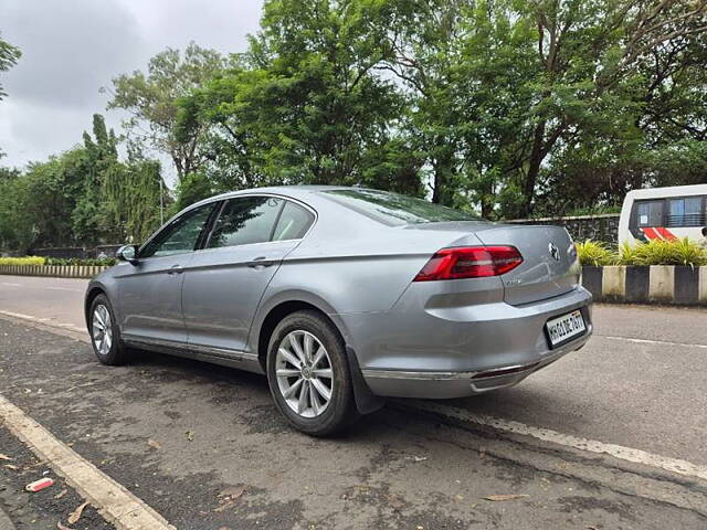 Used Volkswagen Passat Highline in Mumbai