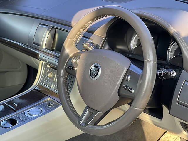 Used Jaguar XF [2009-2012] 5.0 V8 Portfolio in Mumbai