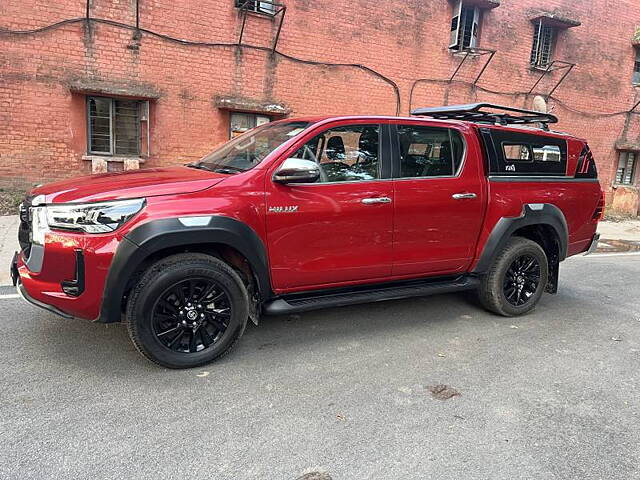 Used Toyota Hilux High 4X4 AT in Delhi