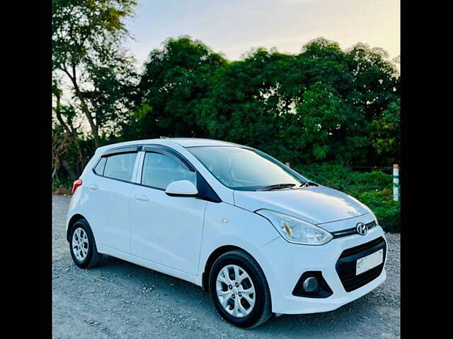 Used Hyundai Grand i10 [2013-2017] Magna 1.1 CRDi [2016-2017] in Vadodara