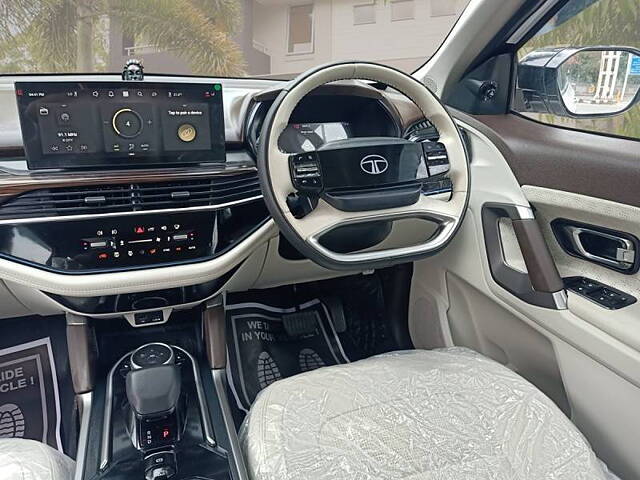 Used Tata Safari Accomplished Plus Dual Tone AT in Delhi