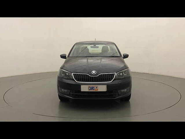 Used Skoda Rapid Style 1.6 MPI in Mumbai