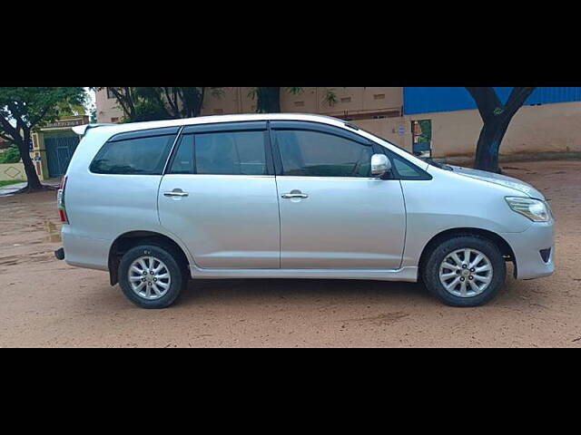 Used Toyota Innova [2005-2009] 2.5 V 7 STR in Hyderabad