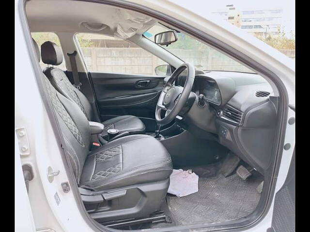 Used Hyundai i20 [2020-2023] Asta 1.2 IVT in Ahmedabad