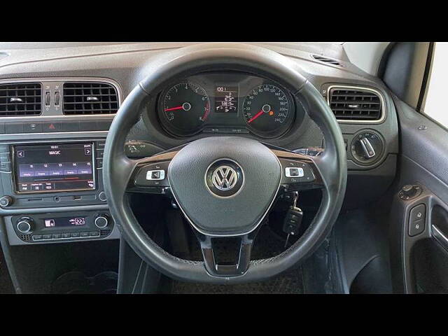 Used Volkswagen Polo [2016-2019] Highline Plus 1.0 (P) 16 Alloy in Hyderabad