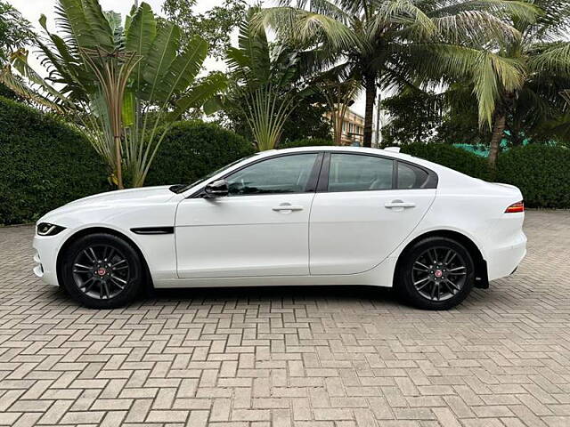 Used Jaguar XE SE in Surat