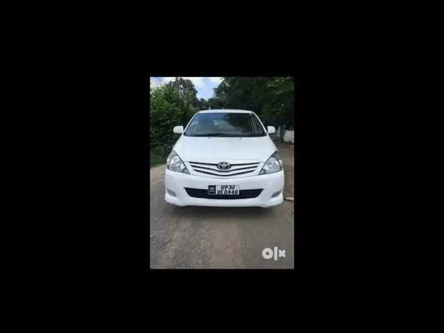 Used 2010 Toyota Innova in Lucknow