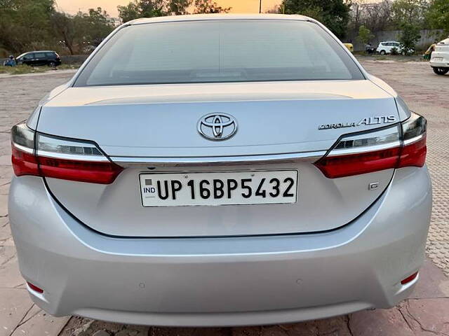 Used Toyota Corolla Altis G Petrol in Delhi