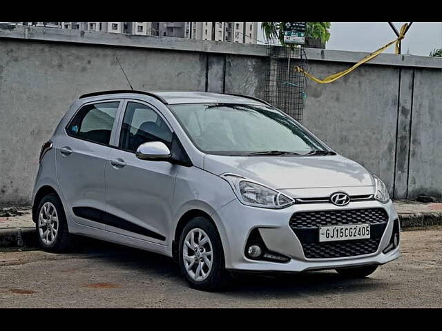 Used Hyundai Grand i10 Sportz (O) U2 1.2 CRDi [2017-2018] in Surat