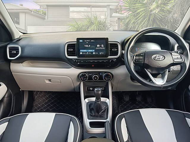 Used Hyundai Venue S 1.2 Petrol [2023] in Delhi