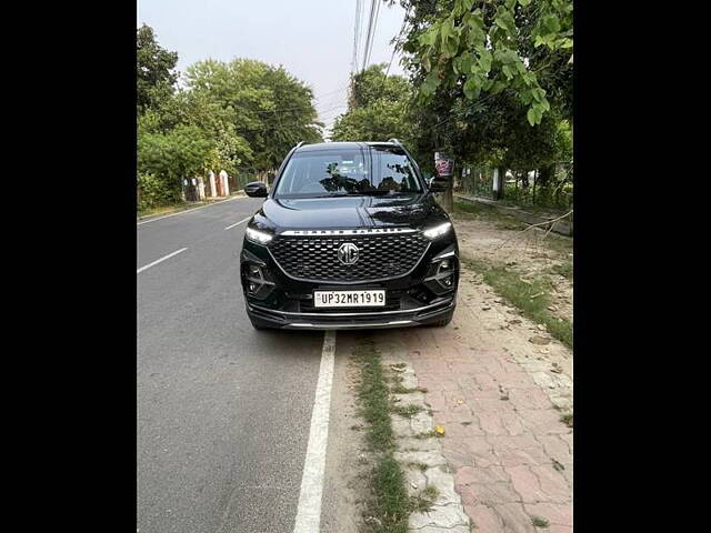 Used 2022 MG Hector Plus in Lucknow