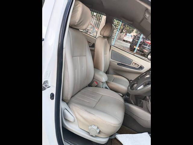 Used Toyota Innova [2009-2012] 2.5 GX 8 STR BS-IV in Mumbai