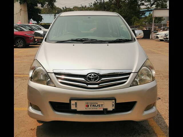 Used 2011 Toyota Innova in Mumbai