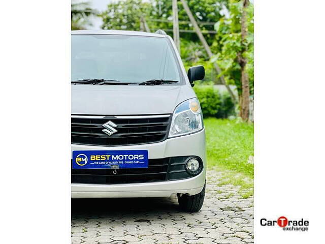 Used Maruti Suzuki Wagon R 1.0 [2010-2013] LXi CNG in Ahmedabad