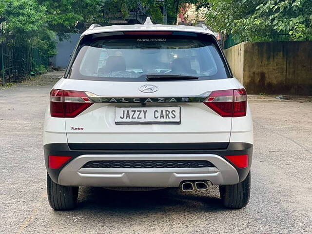 Used Hyundai Alcazar [2023-2024] Platinum (O) 6 STR 1.5 Petrol DCT in Delhi