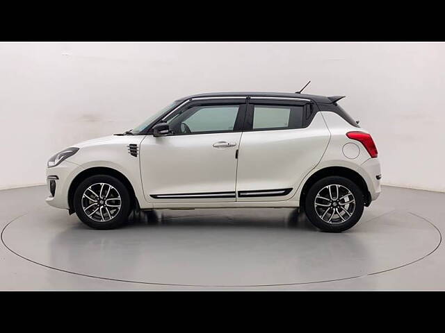 Used Maruti Suzuki Swift [2021-2024] ZXi Plus AMT Dual Tone [2021-2023] in Hyderabad