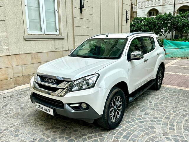 Used Isuzu MU-X [2017-2018] 4x4 in Delhi