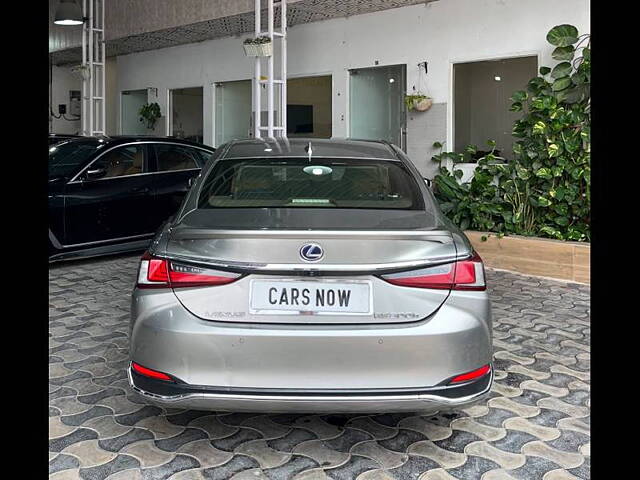 Used Lexus ES 300h [2018-2020] in Hyderabad