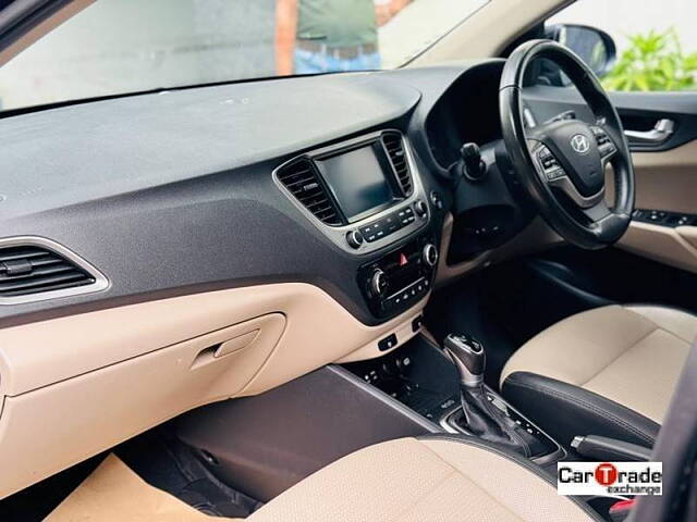 Used Hyundai Verna [2017-2020] SX (O) 1.6 CRDi  AT in Kolkata