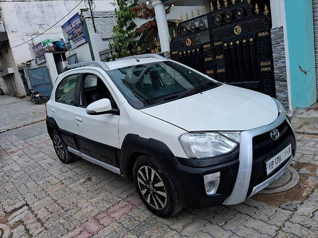 Used Toyota Etios Cross 1.4 GD in Lucknow