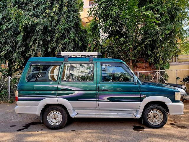 Used Toyota Qualis [2002-2004] GS G1 in Bhopal