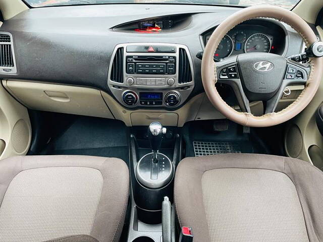 Used Hyundai i20 [2012-2014] Sportz (AT) 1.4 in Surat